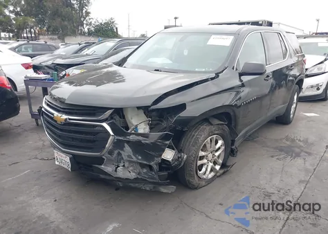 2019 Chevrolet Traverse Ls z USA, uszkodzony, nr VIN 1GNERFKW2KJ275762